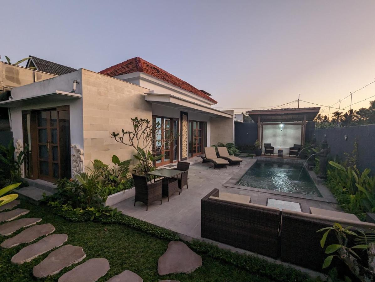 Villa Na-Na Ubud Exterior photo